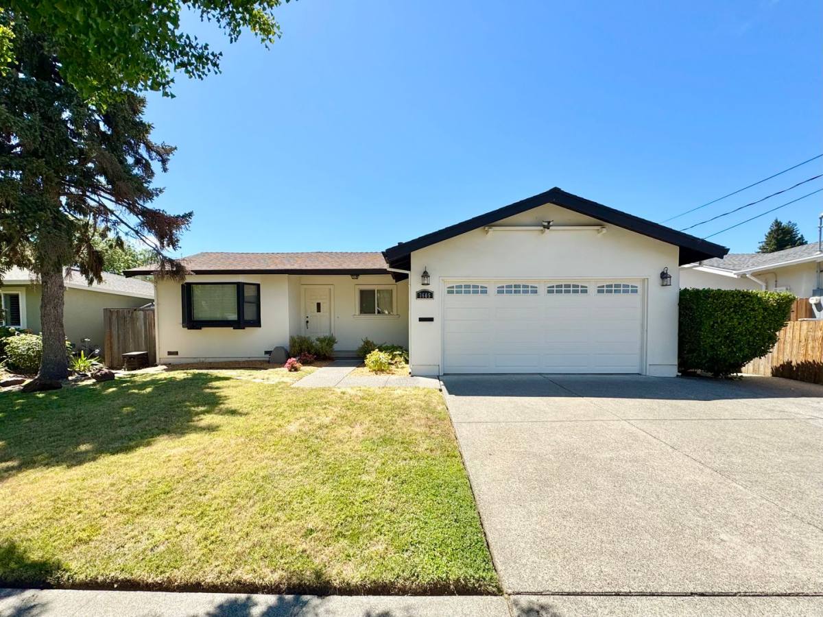 House for rent at 3605 Idlewild Ave, Napa, CA 94558
