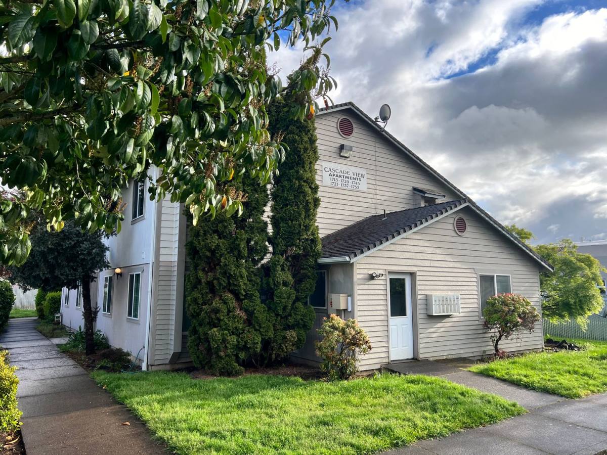 Apartment for rent at 1713-1753 Long St, Sweet Home, OR 97386