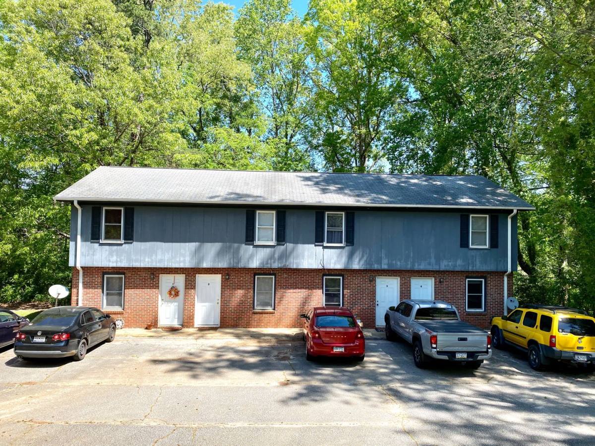 Apartment for rent at 415 Lindsay Rd, Clemson, SC 29631