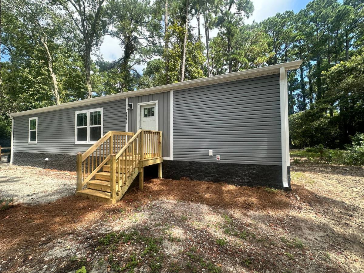 House for rent at 1145 French Rd, Wilmington, NC 28403