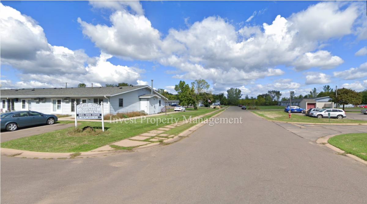 Apartment for rent at 105 N Eliot Ave, Rush City, MN 55069