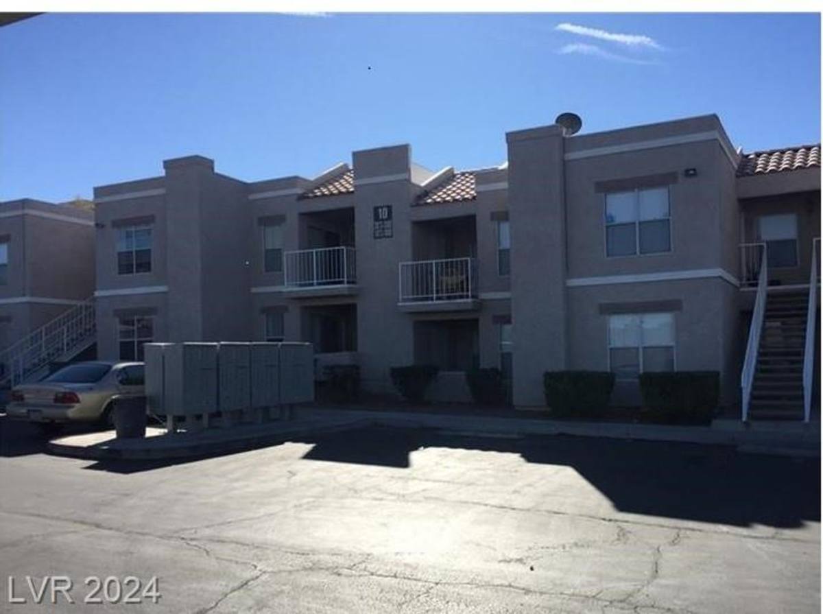 Apartment for rent at 6800 E Lake Mead Blvd, Las Vegas, NV 89156