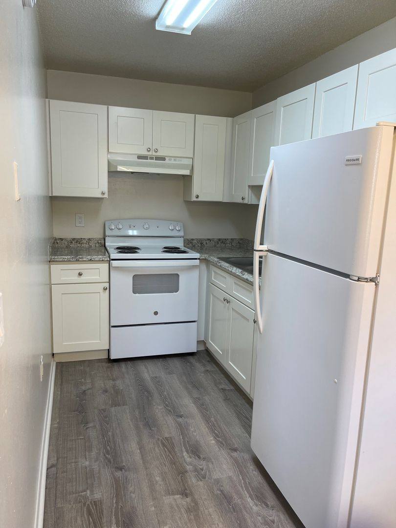 Apartment for rent at 246 Cypress Lane - 247 Alemeda Dr, Lake Worth, FL 33461