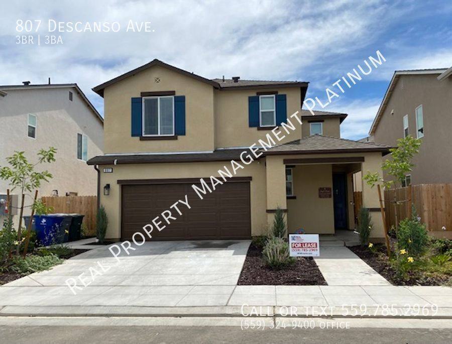 House for rent at 807 Descanso Ave, Clovis, CA 93619