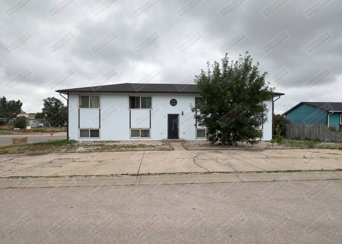 Apartment for rent at 6605 Robin Dr, Gillette, WY 82718