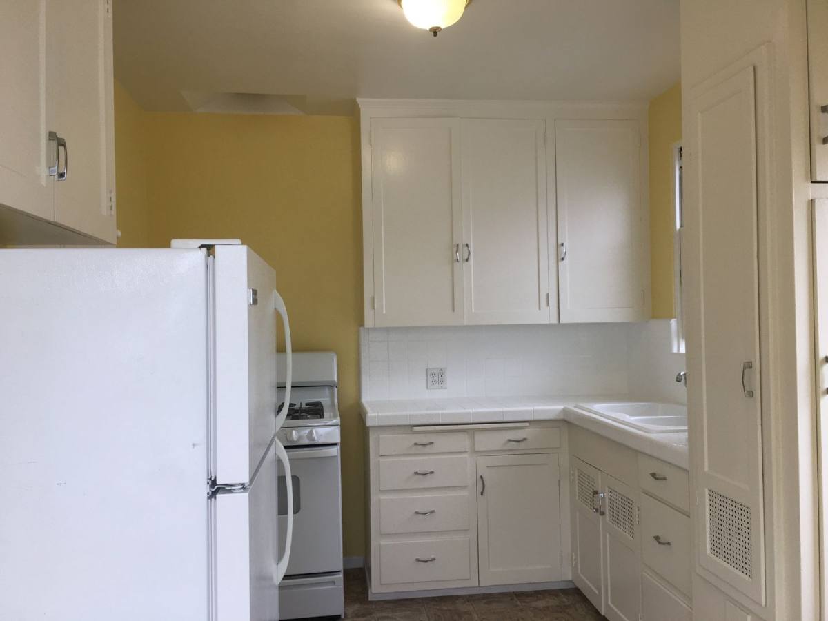 Apartment for rent at 4054 Goldfinch St, San Diego, CA 92103