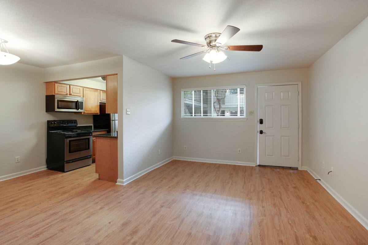 Apartment for rent at 5700 St Anthony, New Orleans, LA 70122