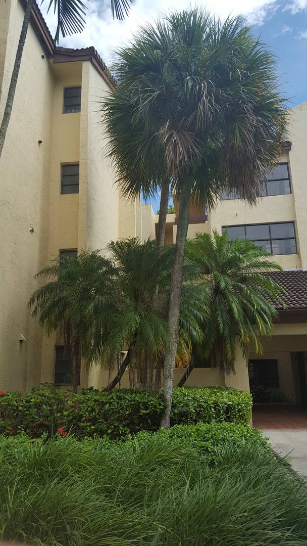 Apartment for rent at 8820 SW 123rd Court #L-401, Miami, FL 33186