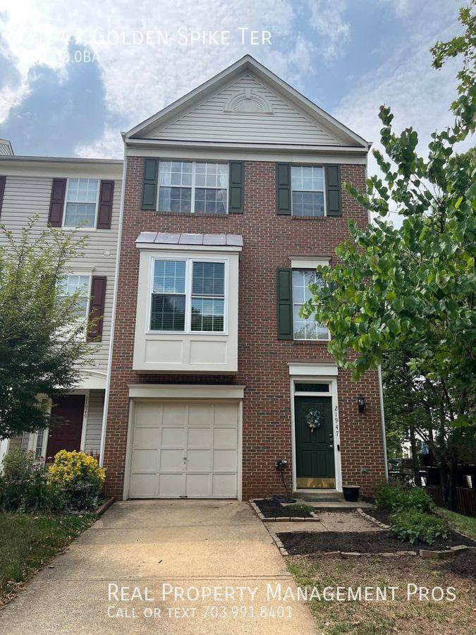 Townhouse for rent at 21947 Golden Spike Terrace, Sterling, VA 20166