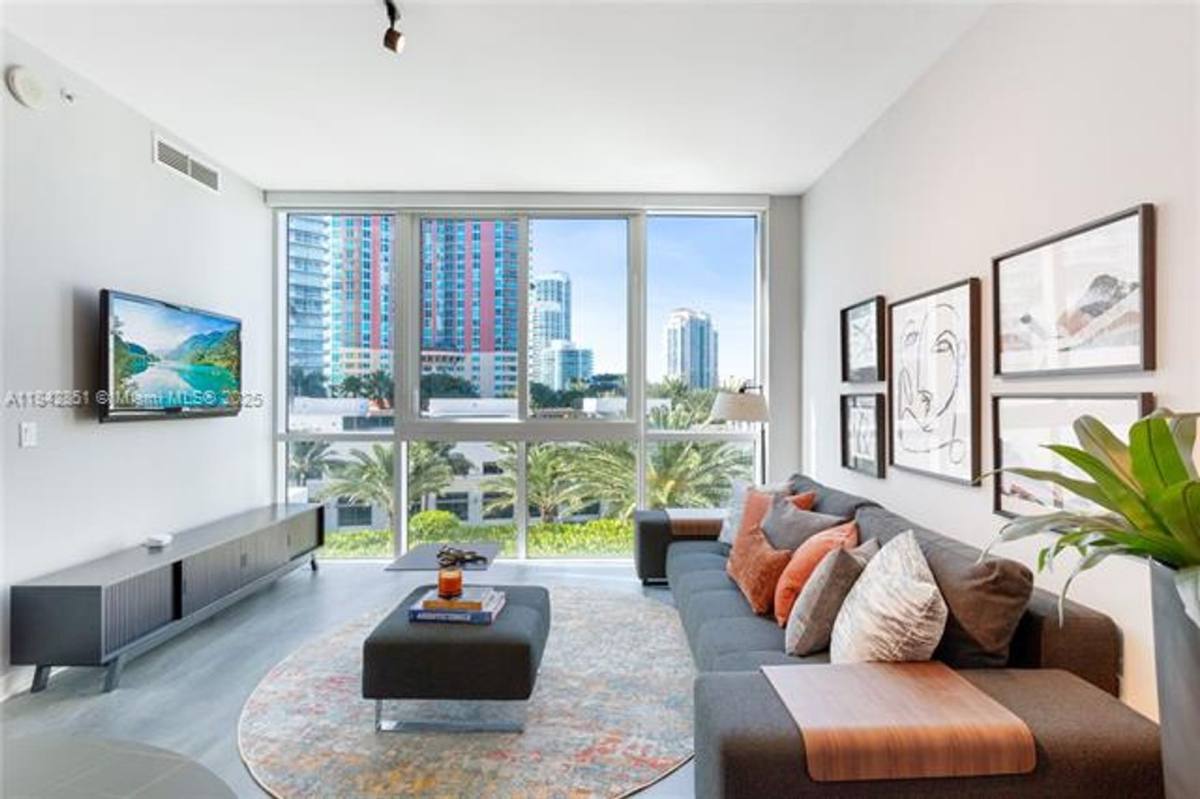Apartment for rent at 50 S Pointe Dr, Miami Beach, FL 33139