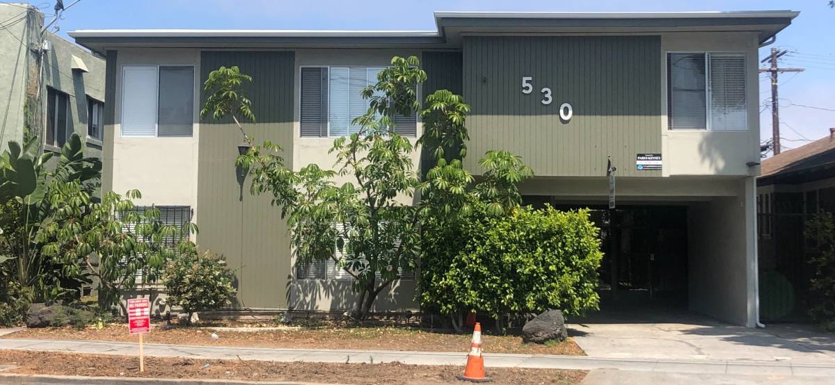 Apartment for rent at 530 Junipero Ave, Long Beach, CA 90814