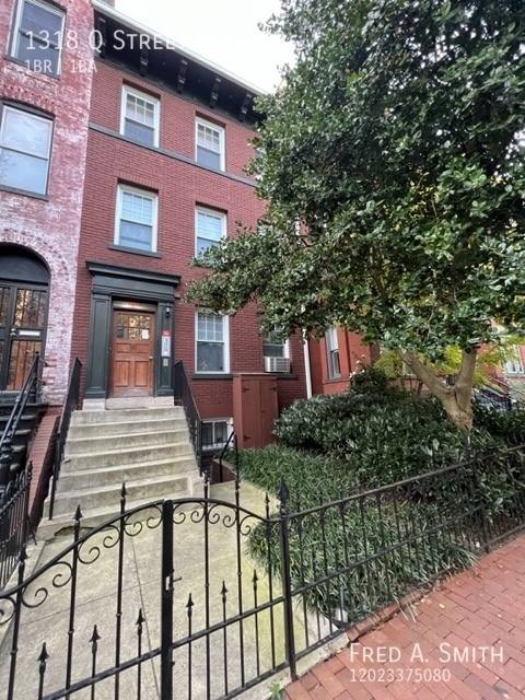 Apartment for rent at 1318 Q St NW #2, Washington, DC 20009