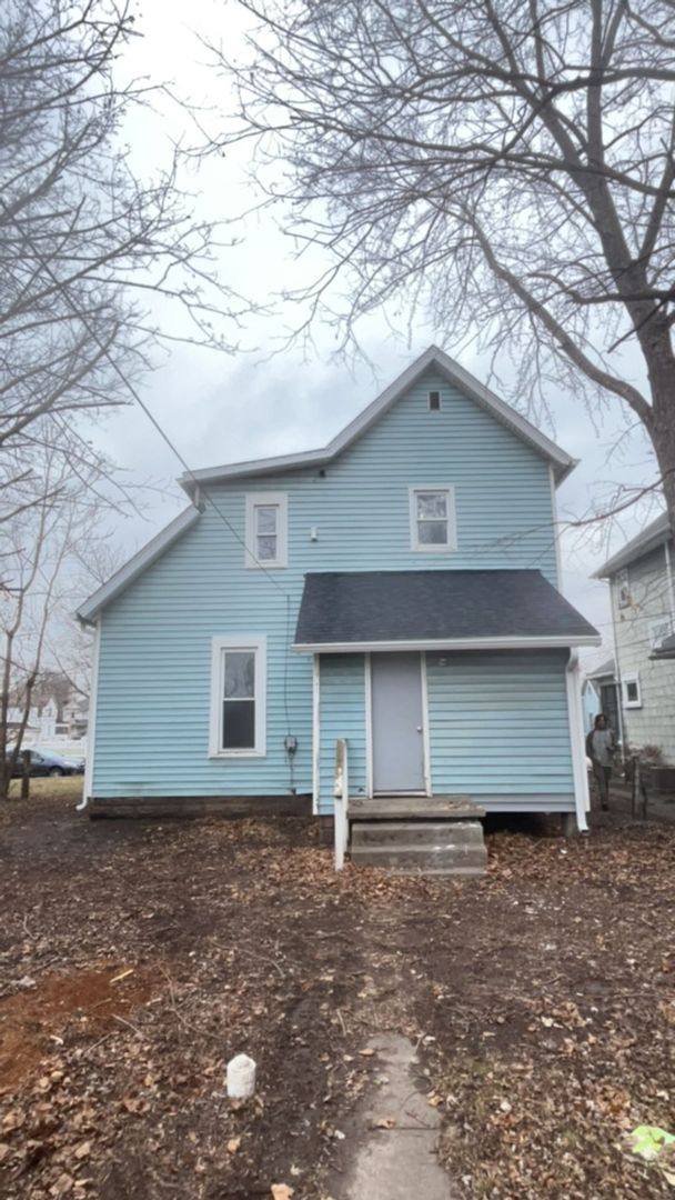 House for rent at 808 N Jefferson St, Muncie, IN 47305