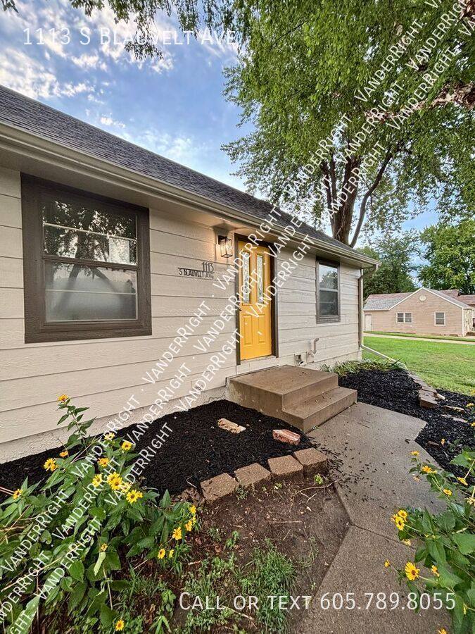 House for rent at 1113 S Blauvelt Ave, Sioux Falls, SD 57105