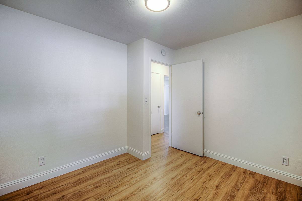 Apartment for rent at 801 W 9th St, Santa Rosa, CA 95401
