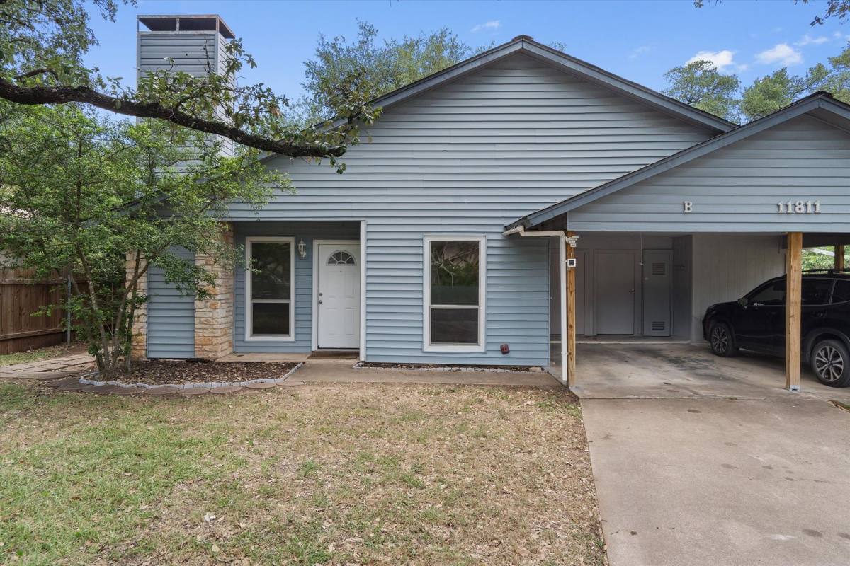 Apartment for rent at 11811 Argonne Forest Trail, Austin, TX 78759