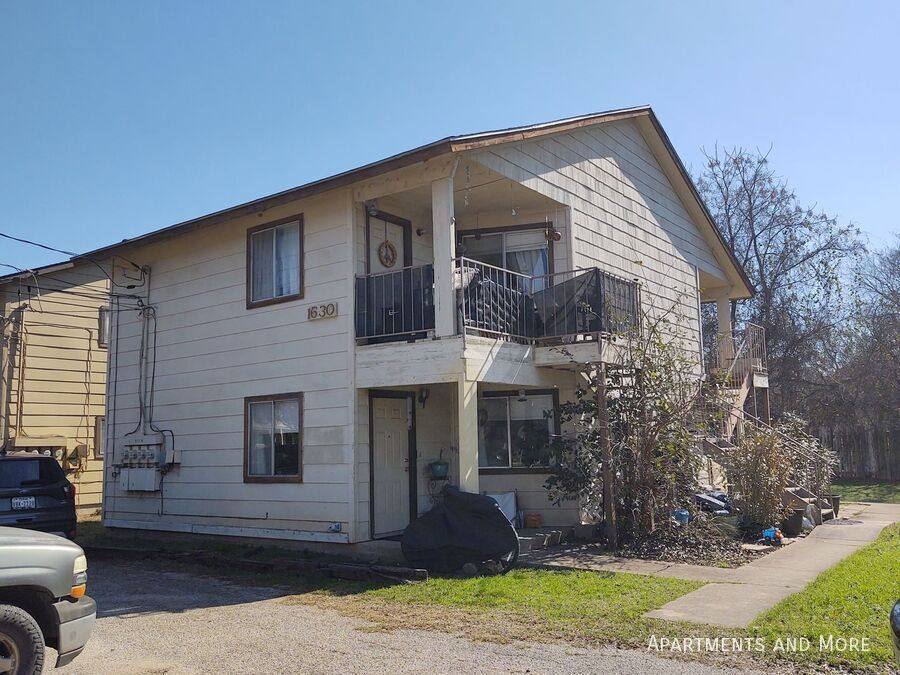 Apartment for rent at 1630 Post Rd #4, San Marcos, TX 78666