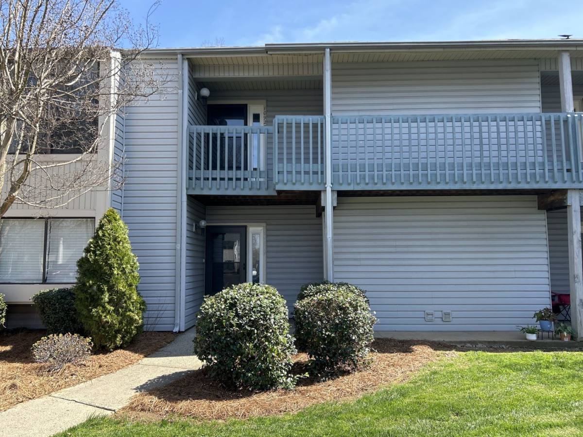 Condo for rent at 10923 Harrowfield Rd, Charlotte, NC 28226