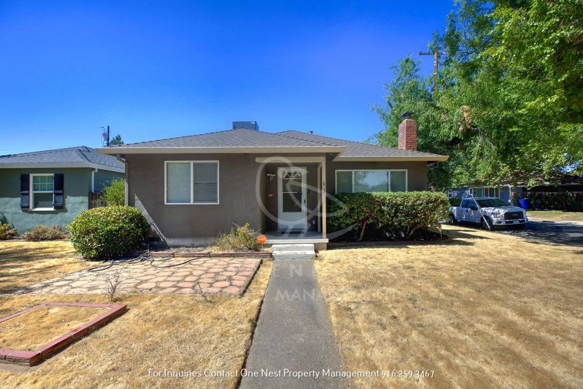 House for rent at 6031 4th Ave, Sacramento, CA 95817