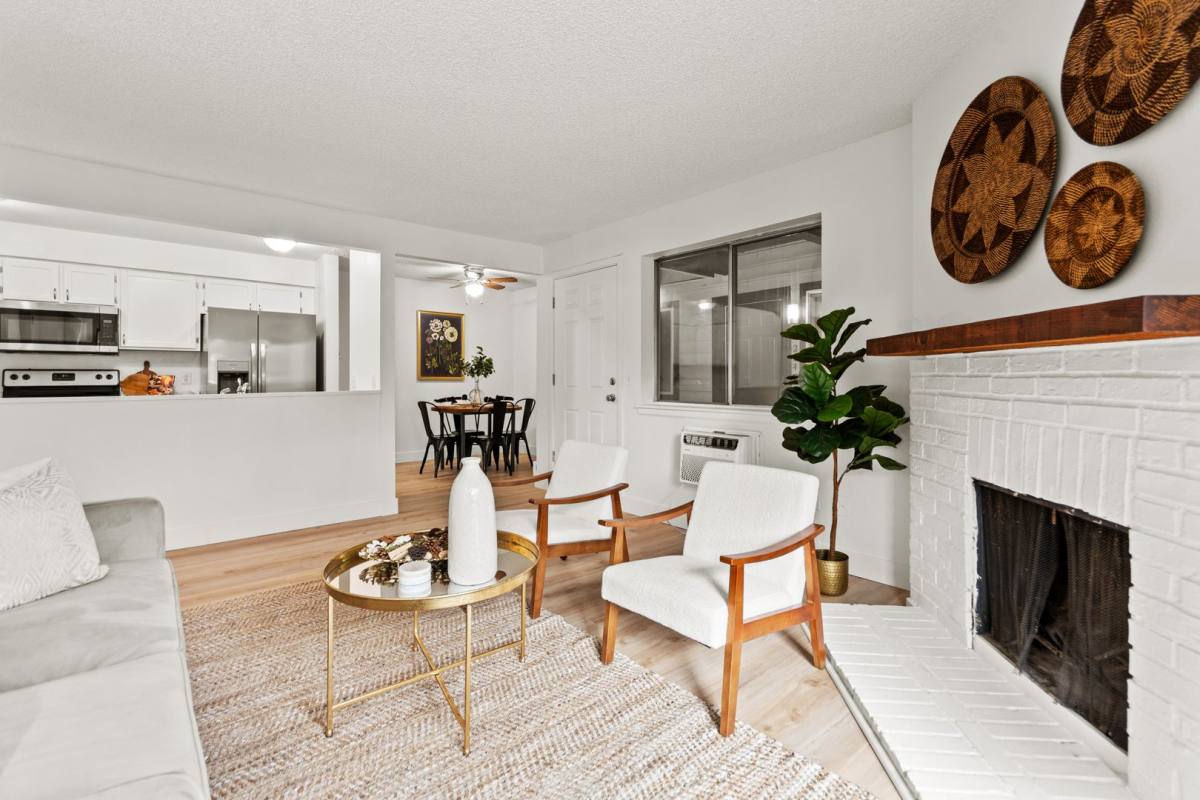 Condo for rent at 14652 E 2nd Ave, Aurora, CO 80011