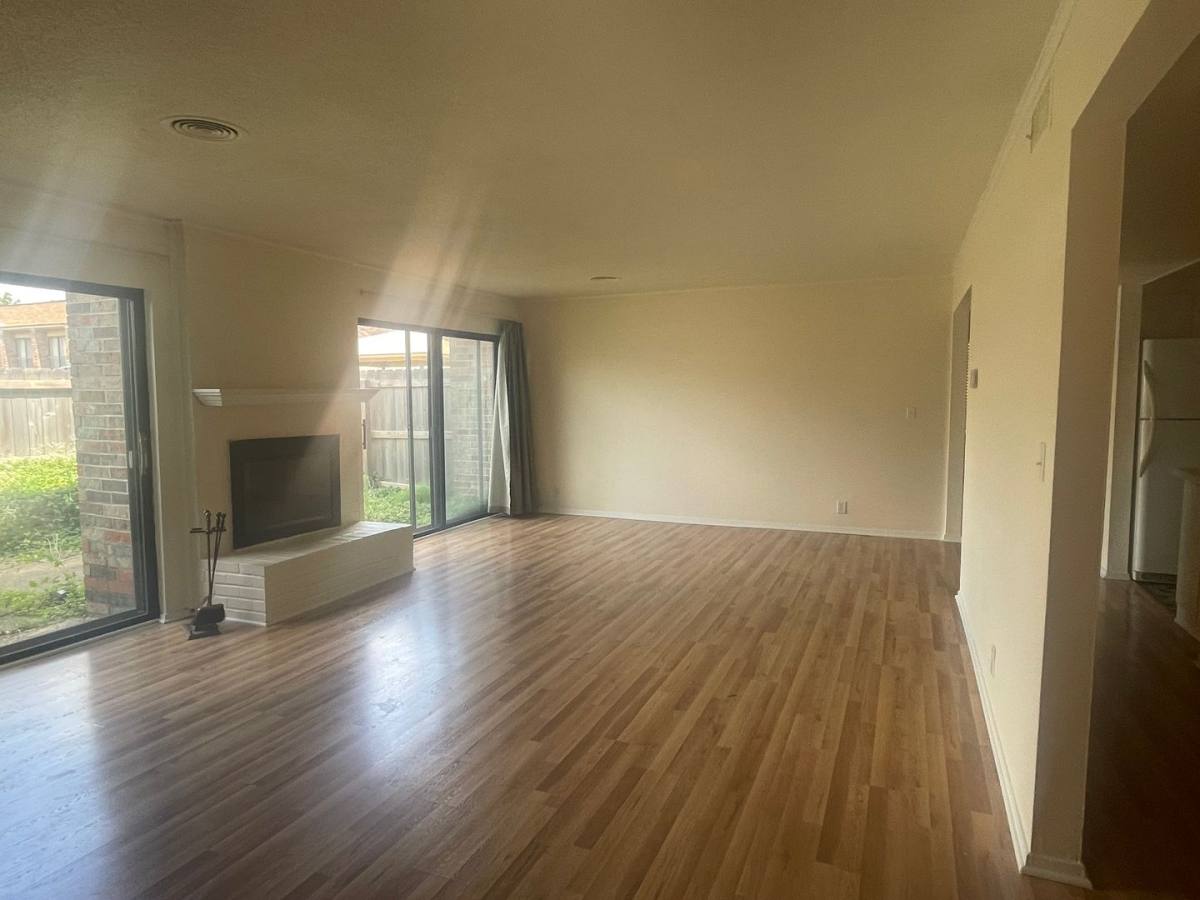 Apartment for rent at 6588 Poplar Woods, Memphis, TN 38134