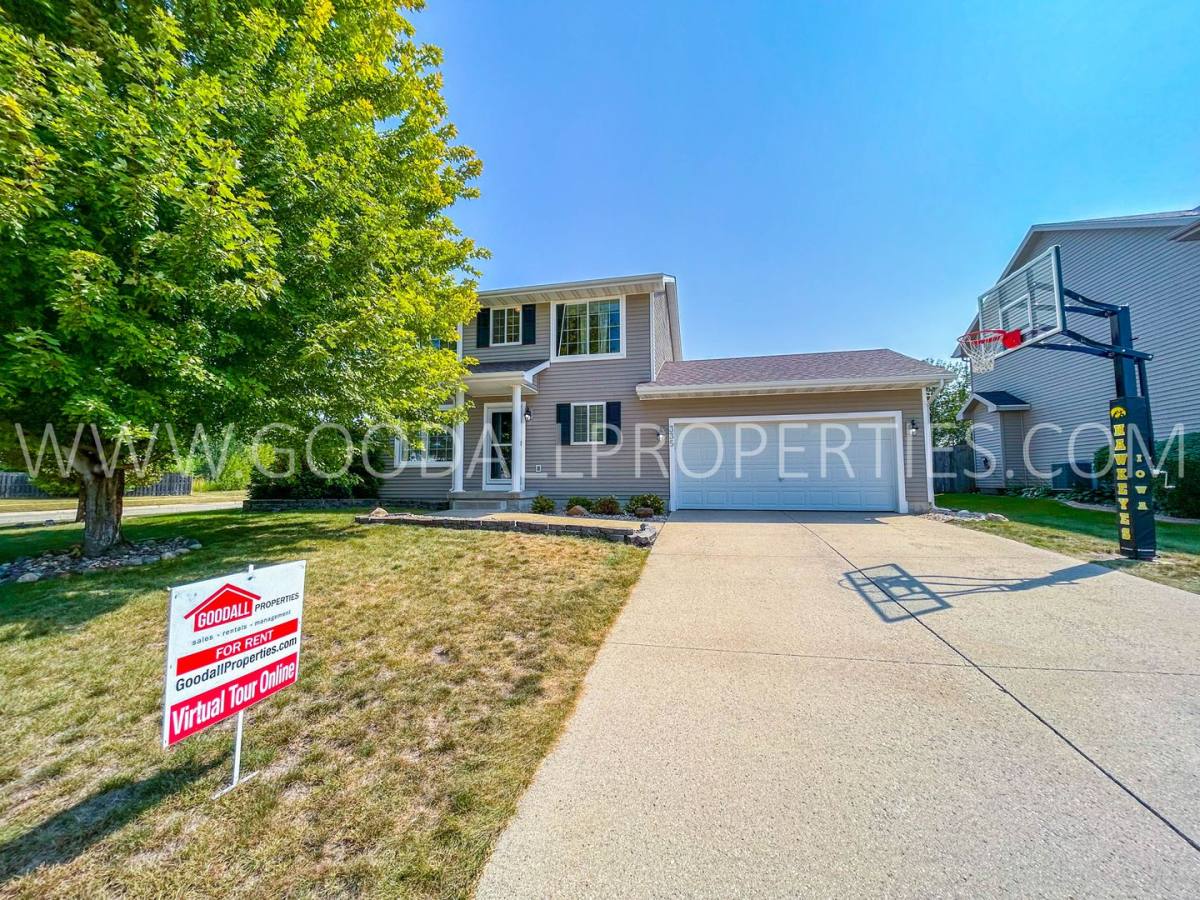 House for rent at 335 SE Carefree Lane, Waukee, IA 50263
