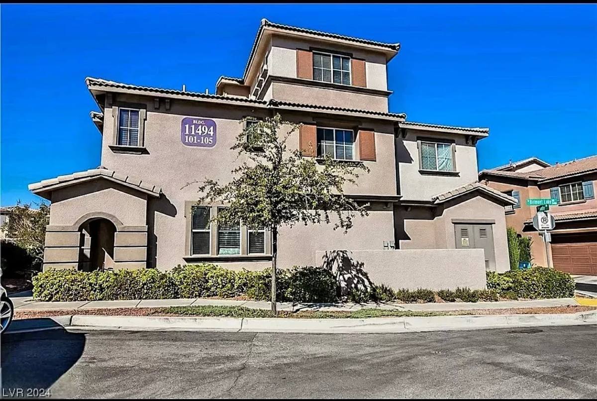 Townhouse for rent at 11494 Belmont Lake Dr, Las Vegas, NV 89135