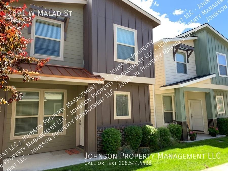 Townhouse for rent at 2691 W Malad St, Boise, ID 83705