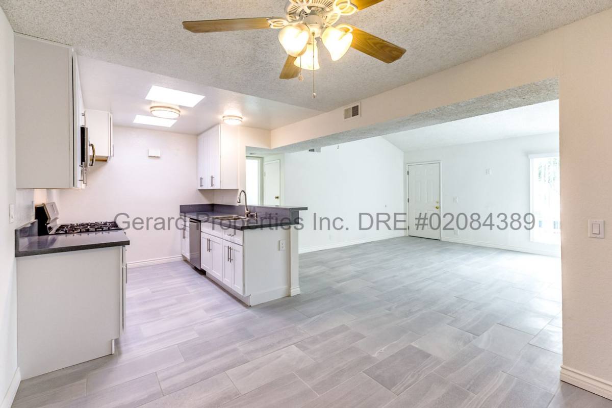 Apartment for rent at 1701 Huntington St, Huntington Beach, CA 92648