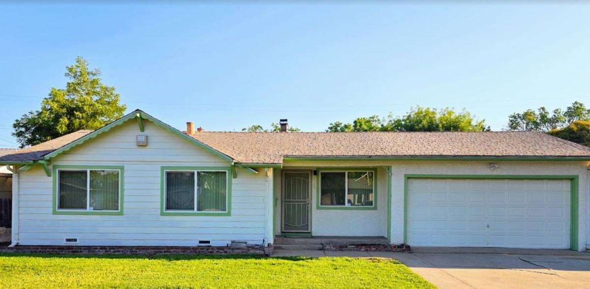 House for rent at 517 Ribier Ave, Modesto, CA 95350