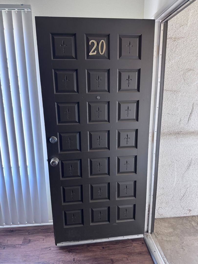 Apartment for rent at 656 700 E Prosperity Ave, Tulare, CA 93274