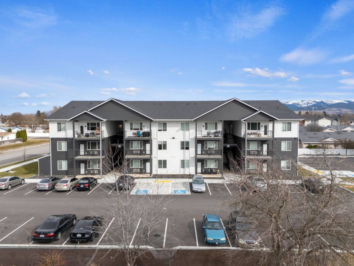 Apartment for rent at 15922 E Valleyway Ave, Veradale, WA 99037