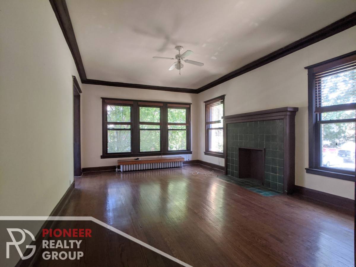 Apartment for rent at 2428 N Sawyer Ave #2E, Chicago, IL 60647