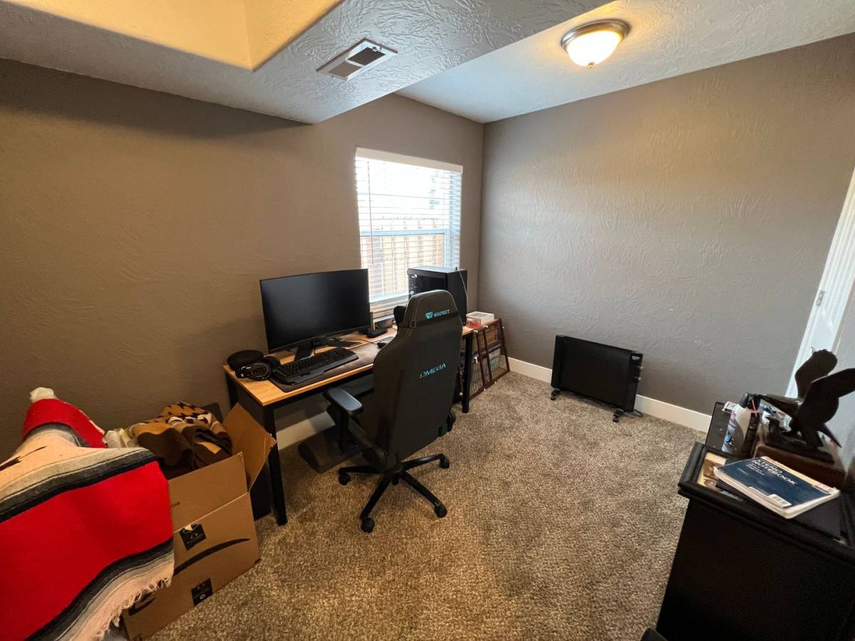 House for rent at 102 20th St SW, Great Falls, MT 59404