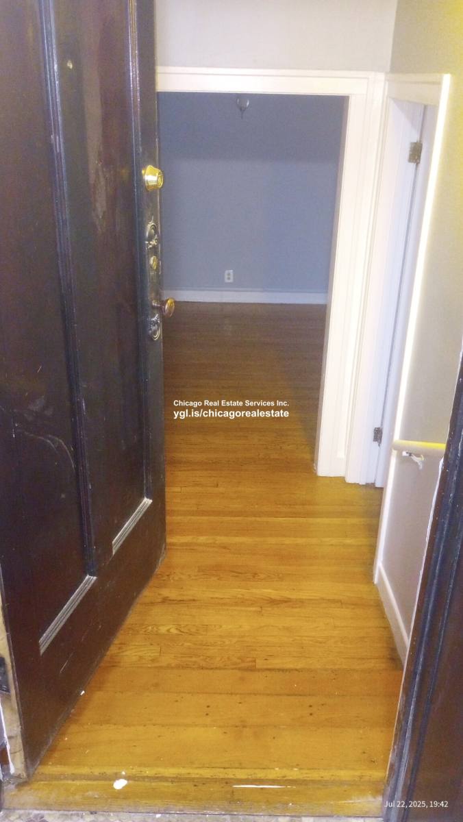 Apartment for rent at 13215 Estes #G, Chicago, IL 60626