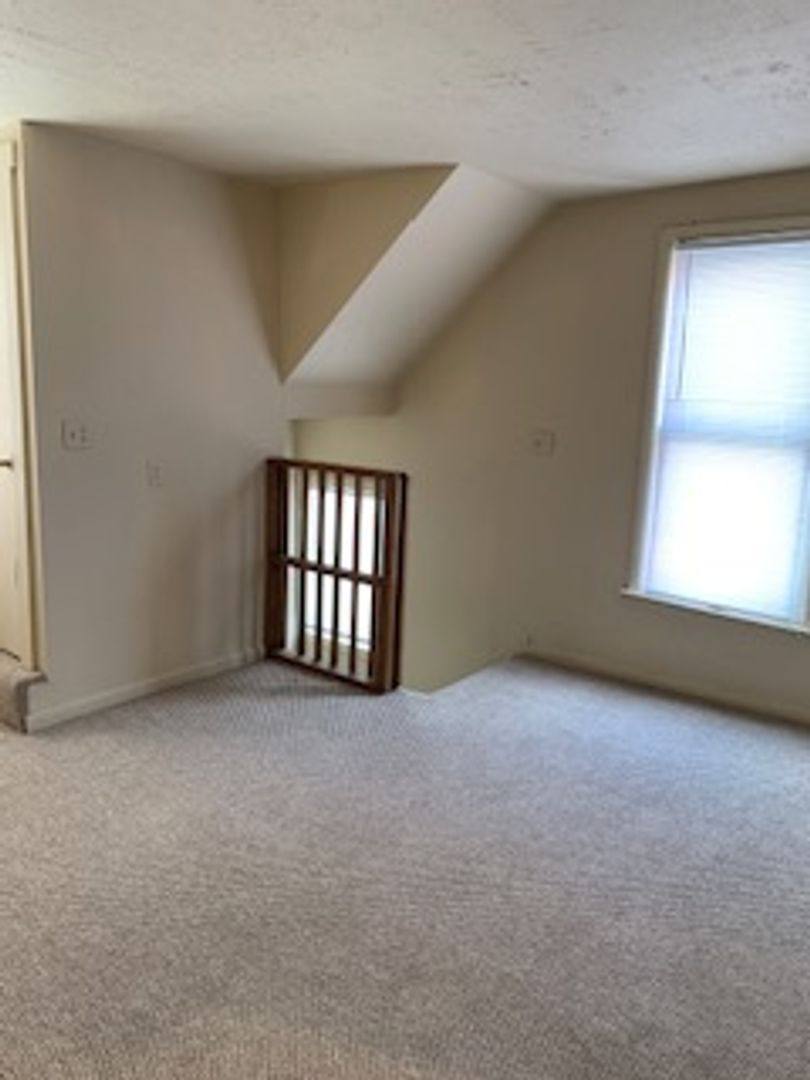 205 1 2 Montgomery, Marietta, OH 45750