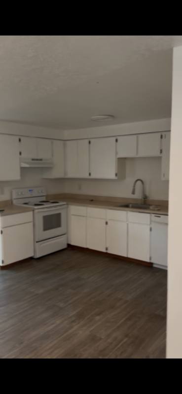 House for rent at 9305 SE Cooper St, Portland, OR 97266