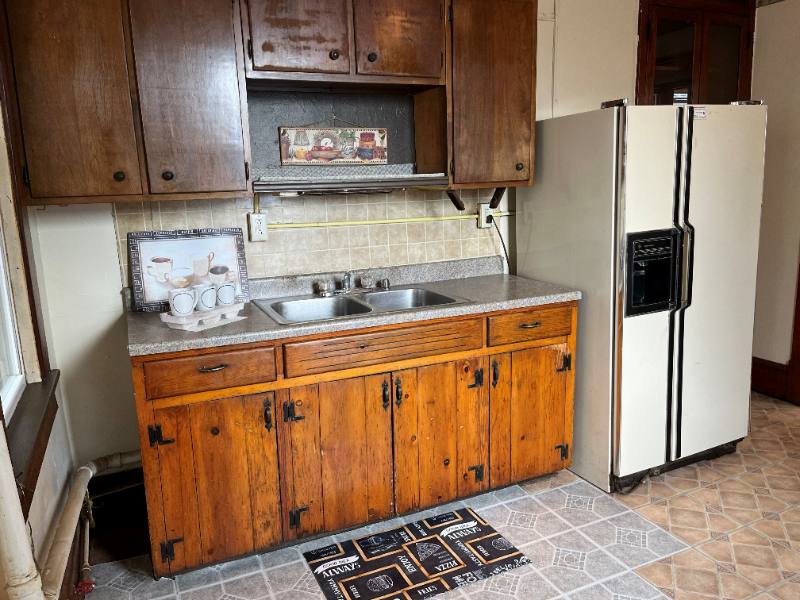 Apartment for rent at 133 B Arch St, Cumberland, MD 21502
