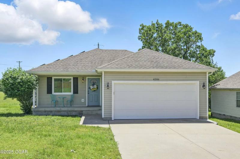 House for rent at 4206 W 27th St, Joplin, MO 64804