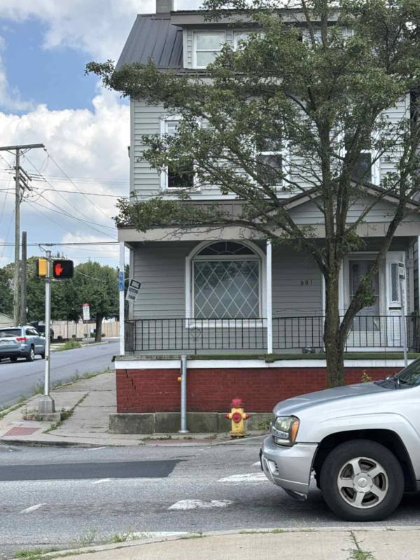 House for rent at 801 6th Ave, Altoona, PA 16601
