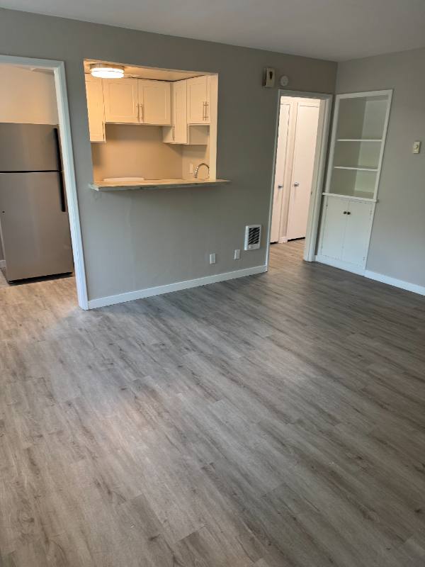 Apartment for rent at 4640 22nd Ave NE #7, Seattle, WA 98105
