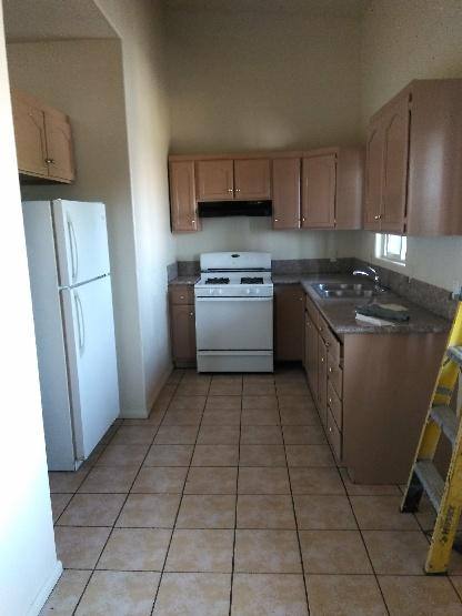 Apartment for rent at 5869 S Figueroa St, Los Angeles, CA 90003