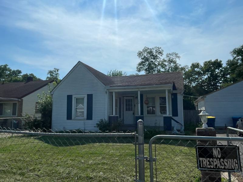 House for rent at 827 Sagamore Ave, Dayton, OH 45404