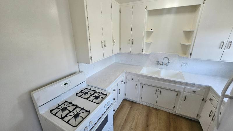 Apartment for rent at 2985 San Marino St #6, Los Angeles, CA 90006