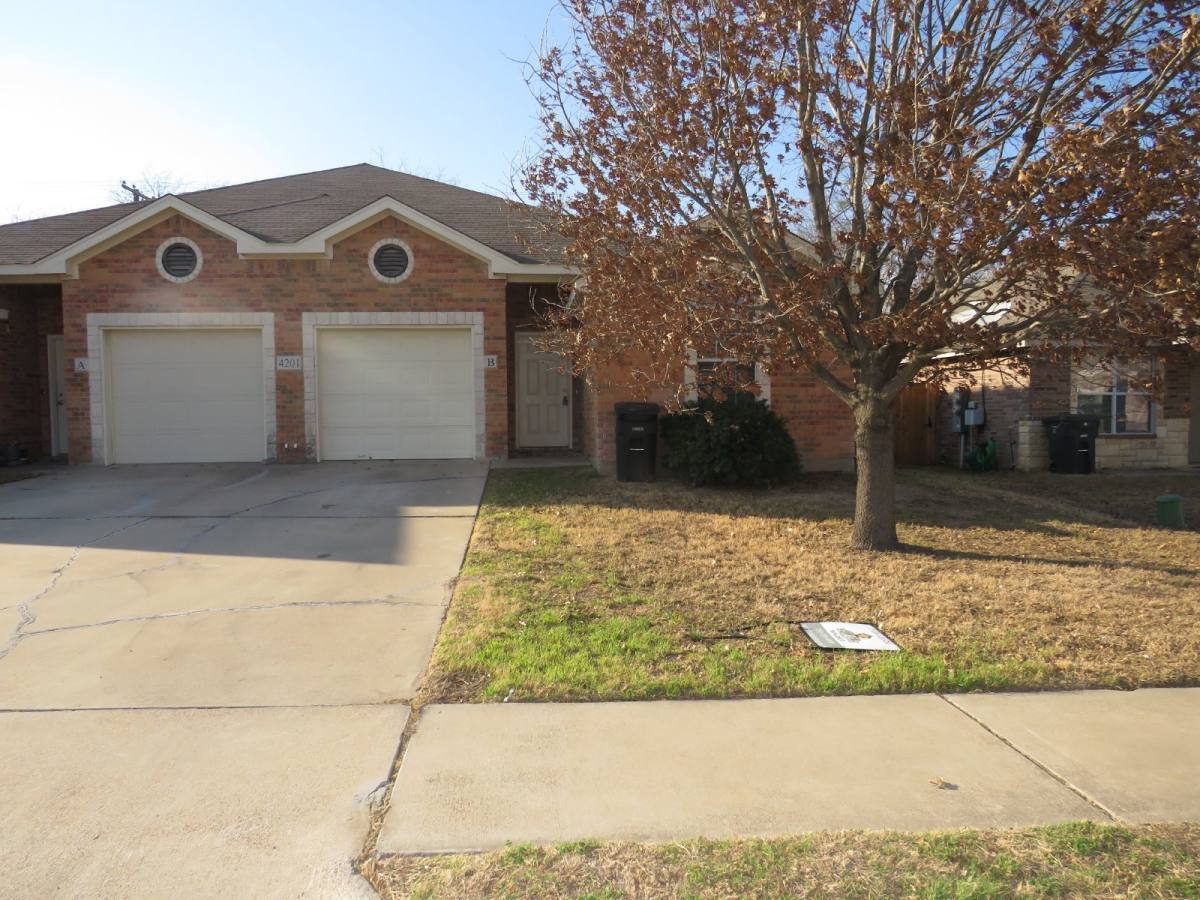 Townhouse for rent at 4201 Cambridge Dr #B, Killeen, TX 76549