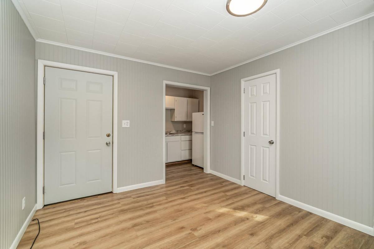 Apartment for rent at 405 E Michigan #3, Au Gres, MI 48703