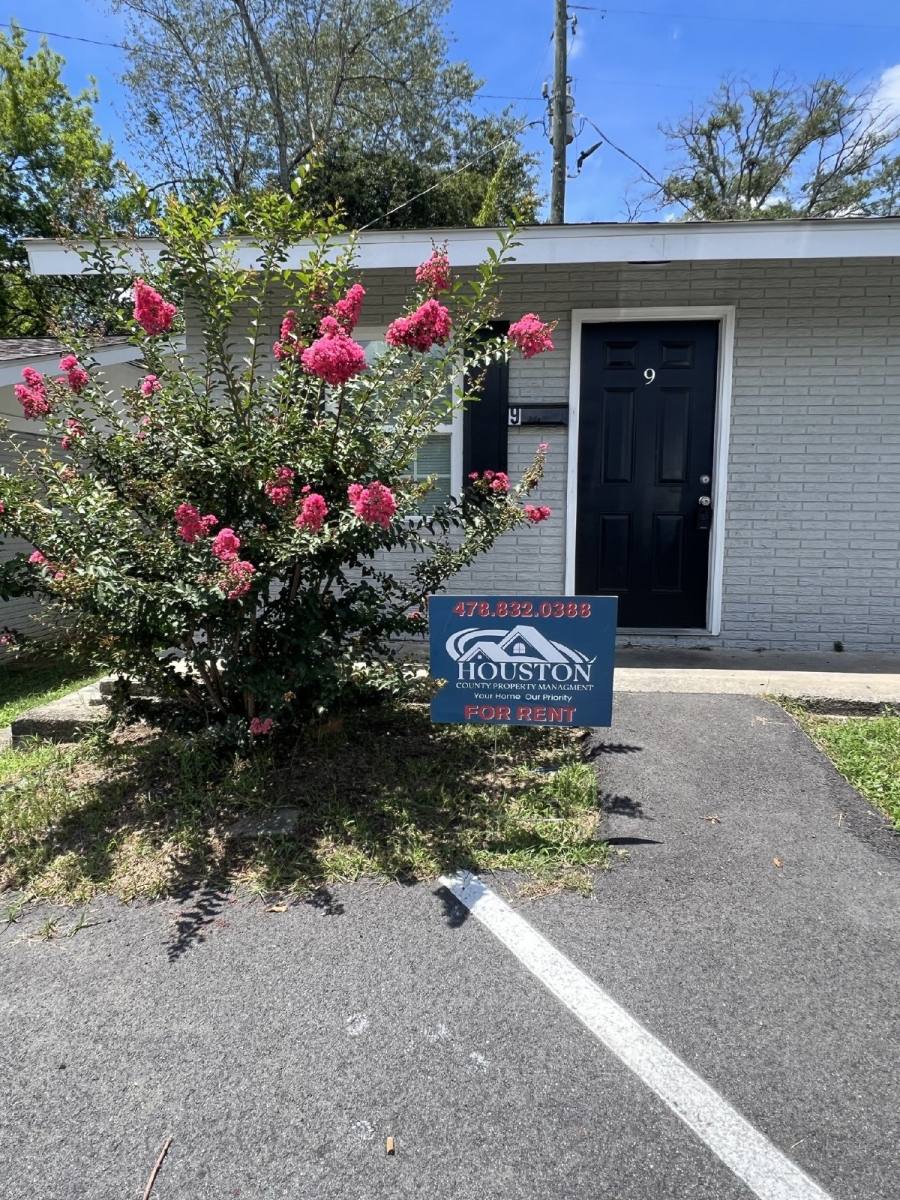 Apartment for rent at 102 Madrid St #9, Warner Robins, GA 31093