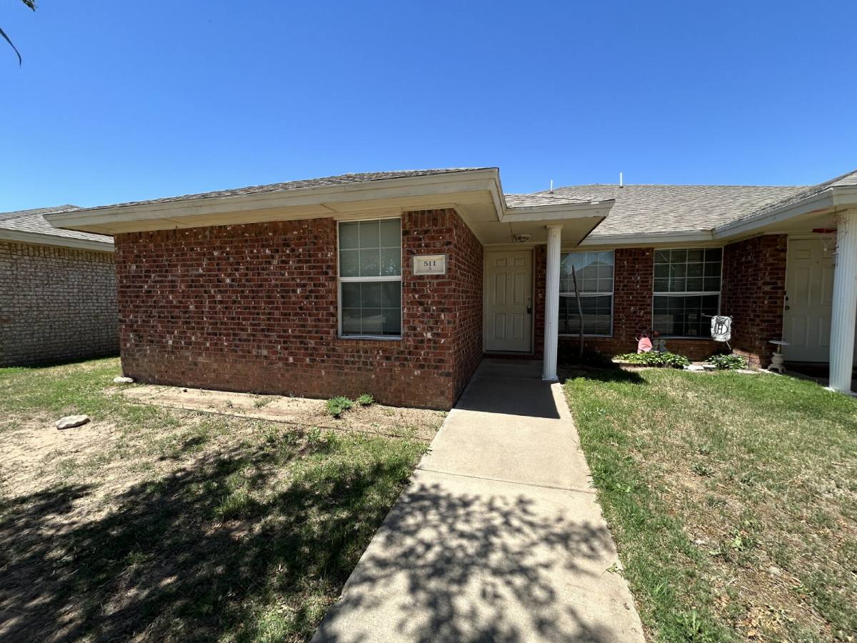 Apartment for rent at 511 N Clinton Ave #A, Lubbock, TX 79416