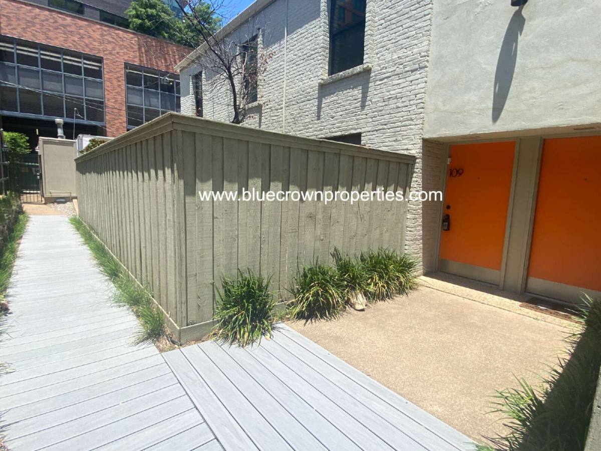 Condo for rent at 2727 Hood St #109, Dallas, TX 75219