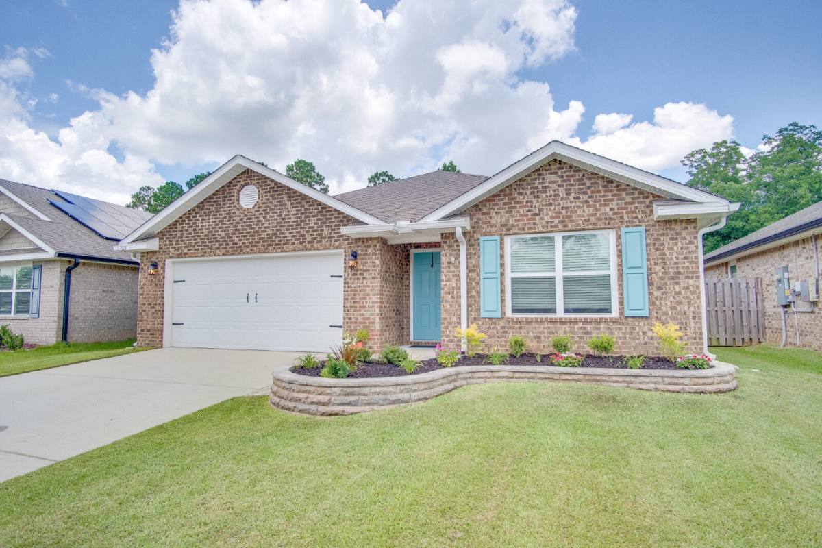 House for rent at 7328 Lakeside Oak Court, Pensacola, FL 32526